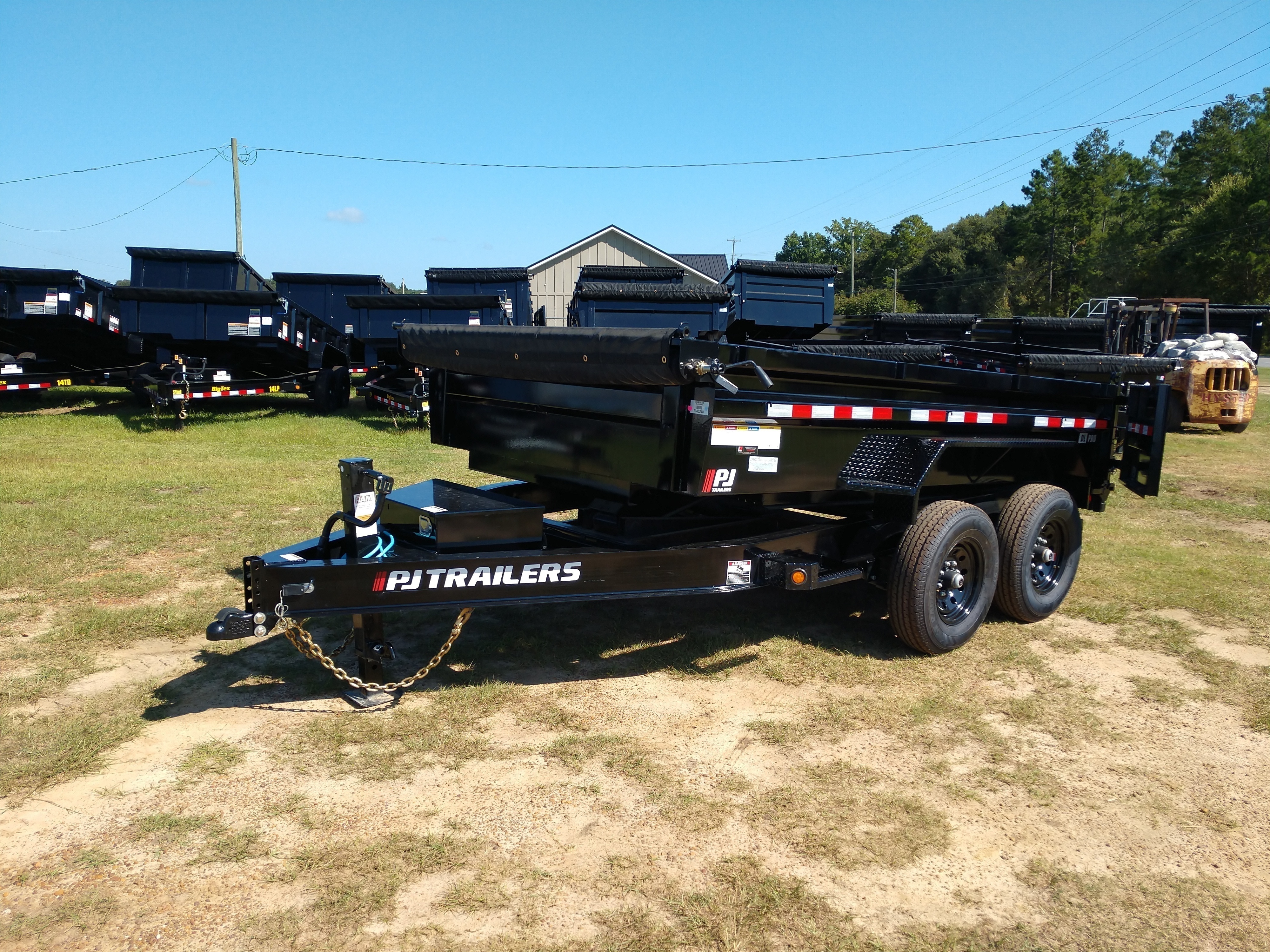 2024 PJ TRAILER PJ DL-14 in Charlotte, NC