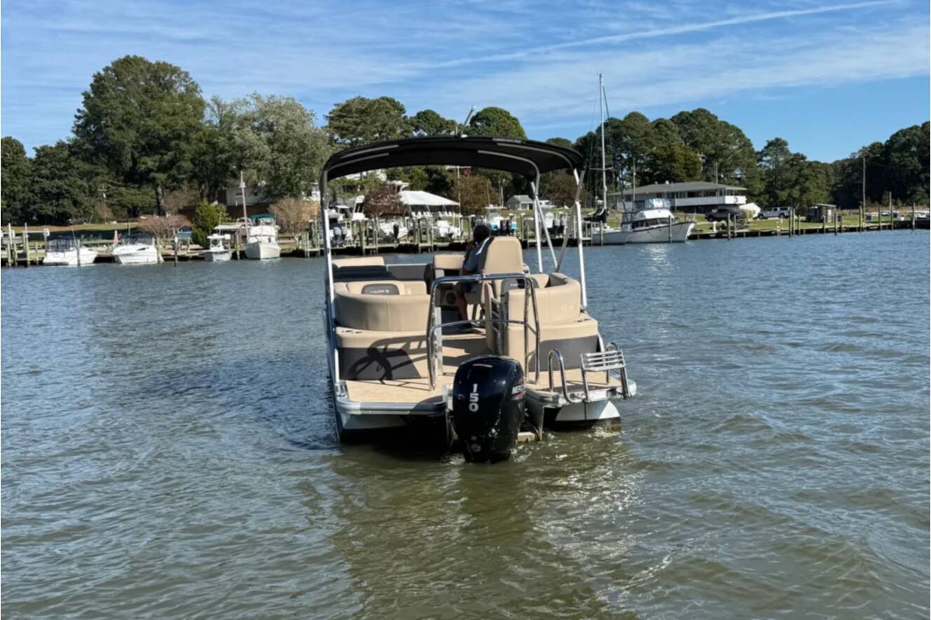 A photo of this 2024 Harris CRUISER 230