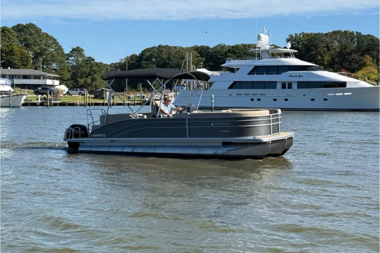 A photo of this 2024 Harris CRUISER 230
