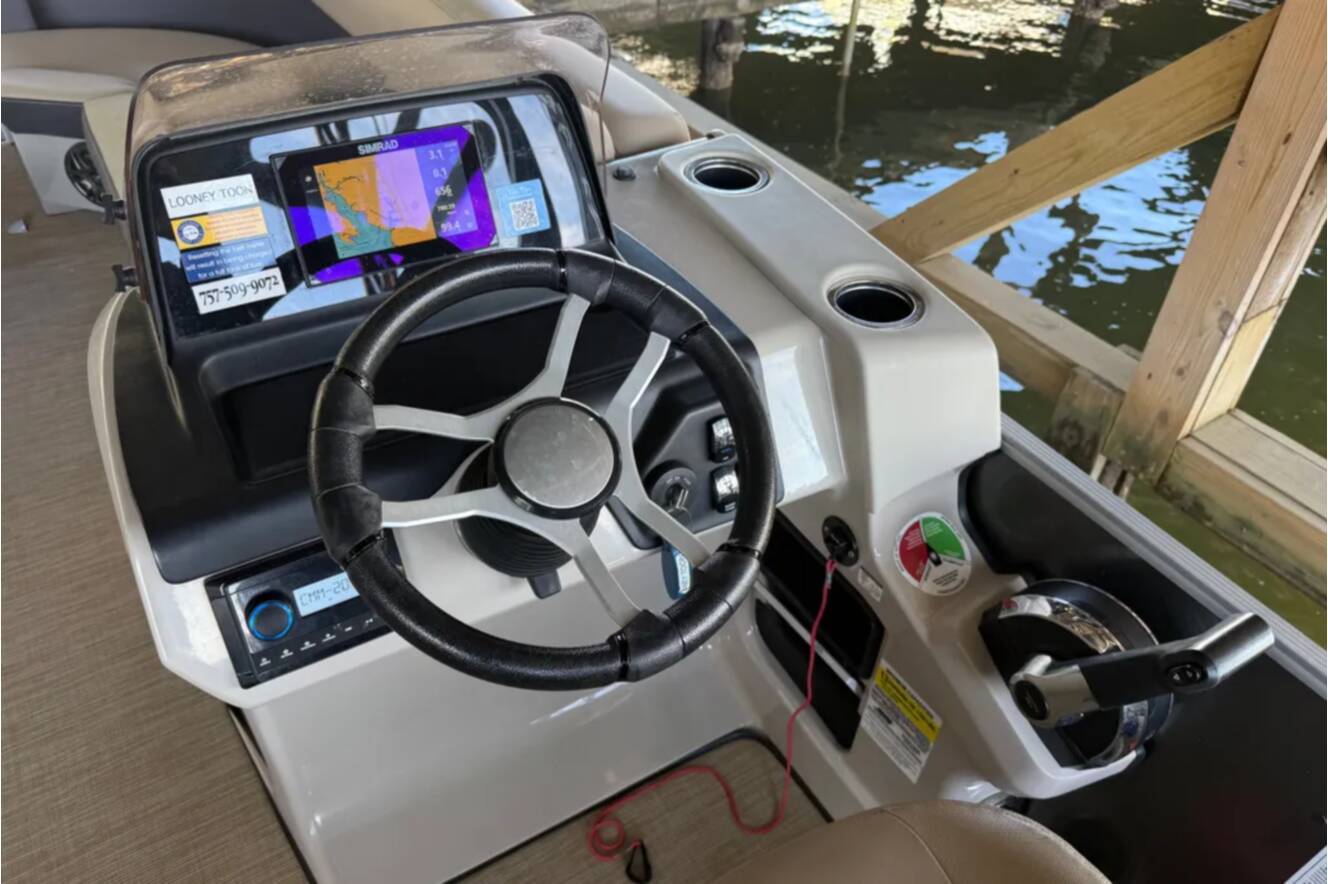 A photo of this 2024 Harris CRUISER 230