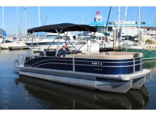 What You Need to Know About Luxury Pontoons image