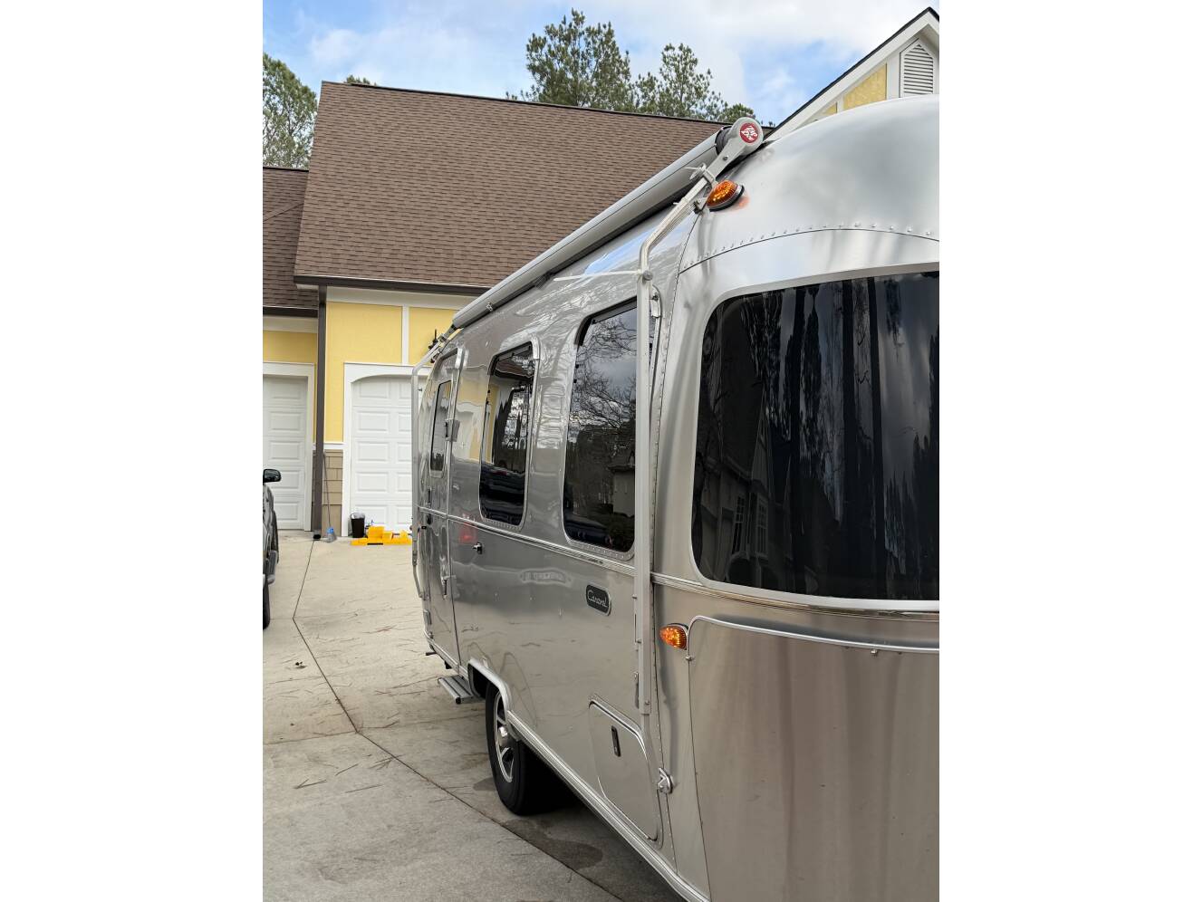 A photo of this 2024 Airstream CARAVEL 22FB