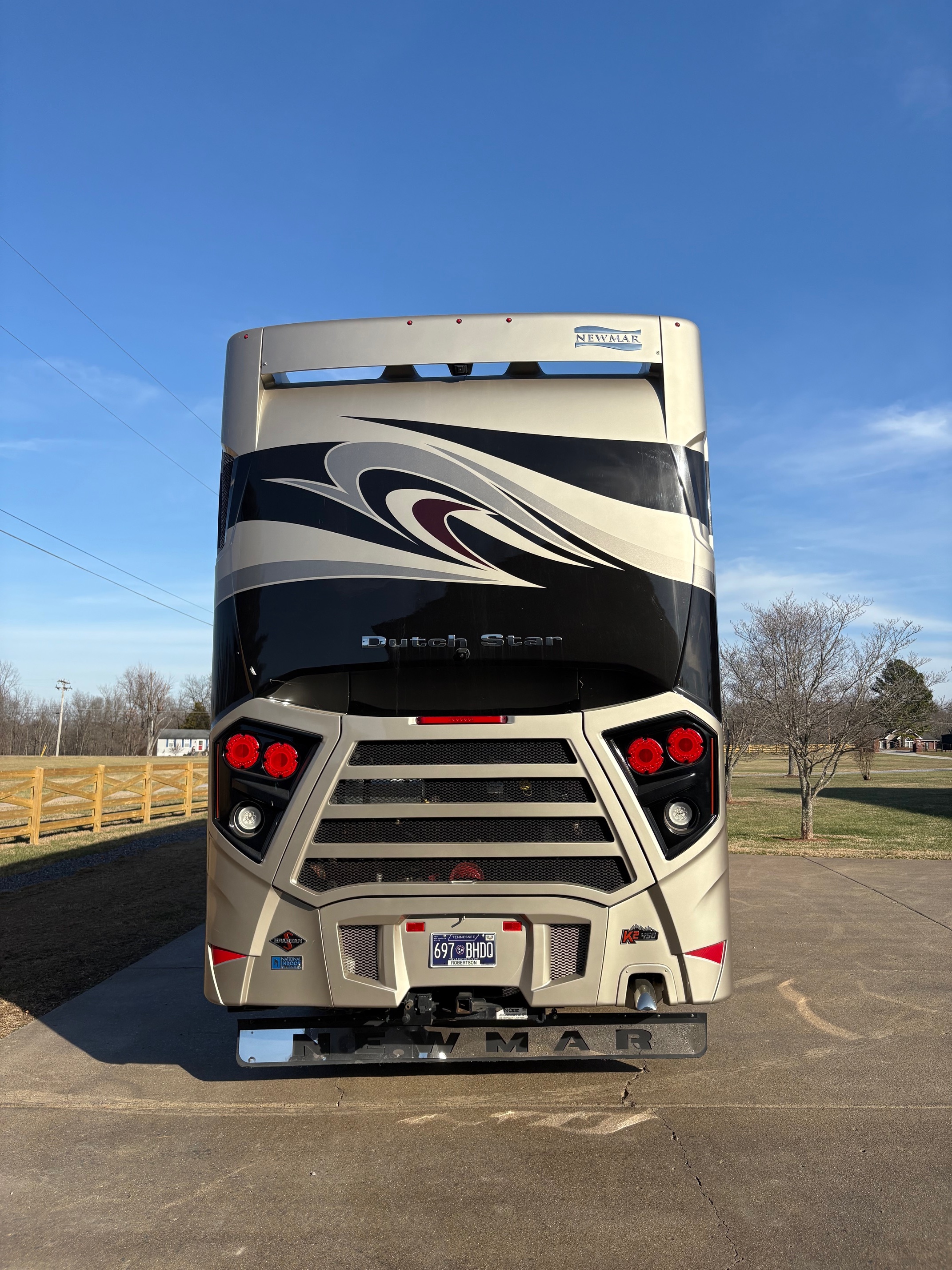 2019 Newmar DUTCH STAR 4362 in greenbrier TN