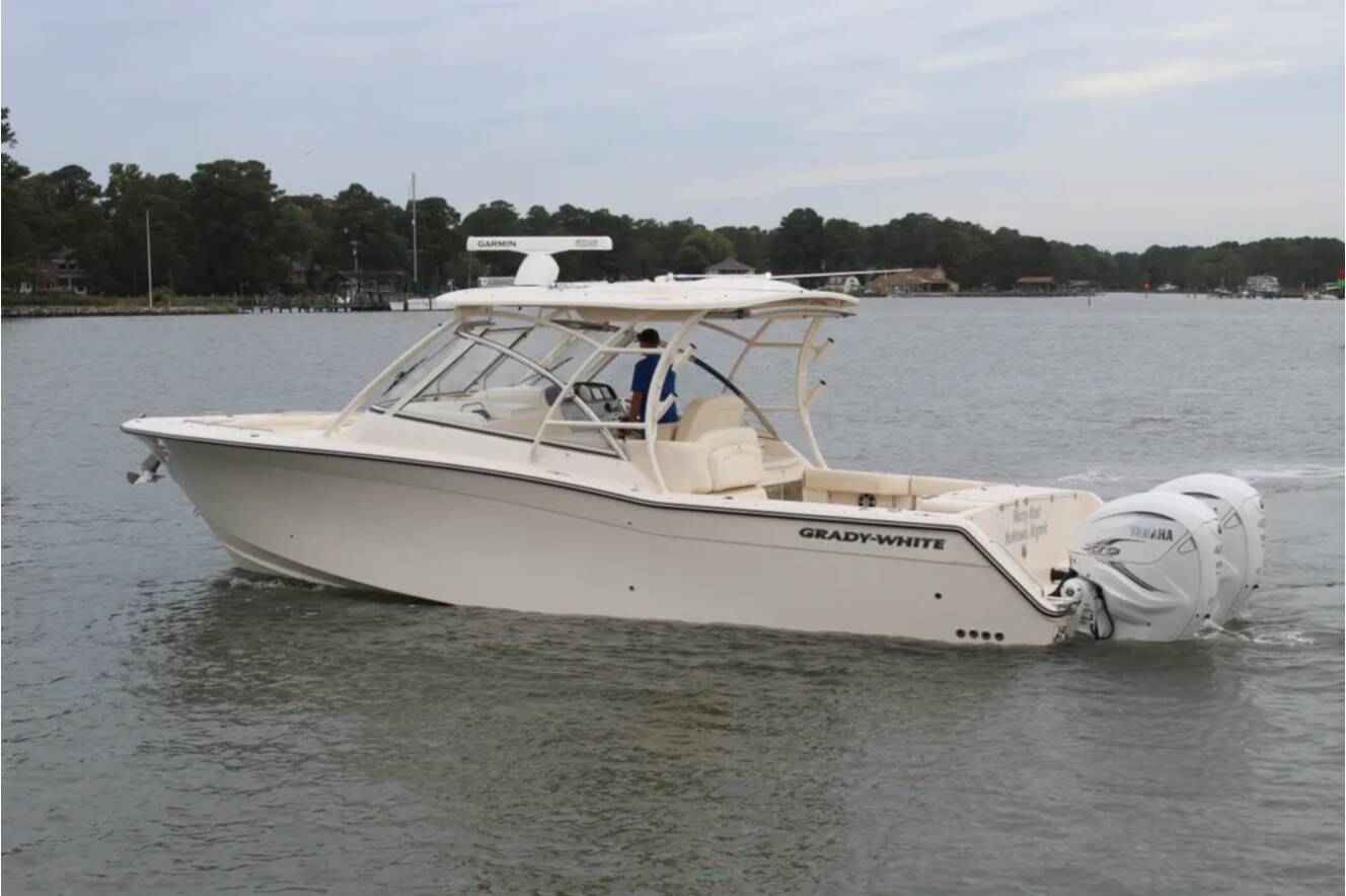 A photo of this 2023 Grady-White Freedom 335