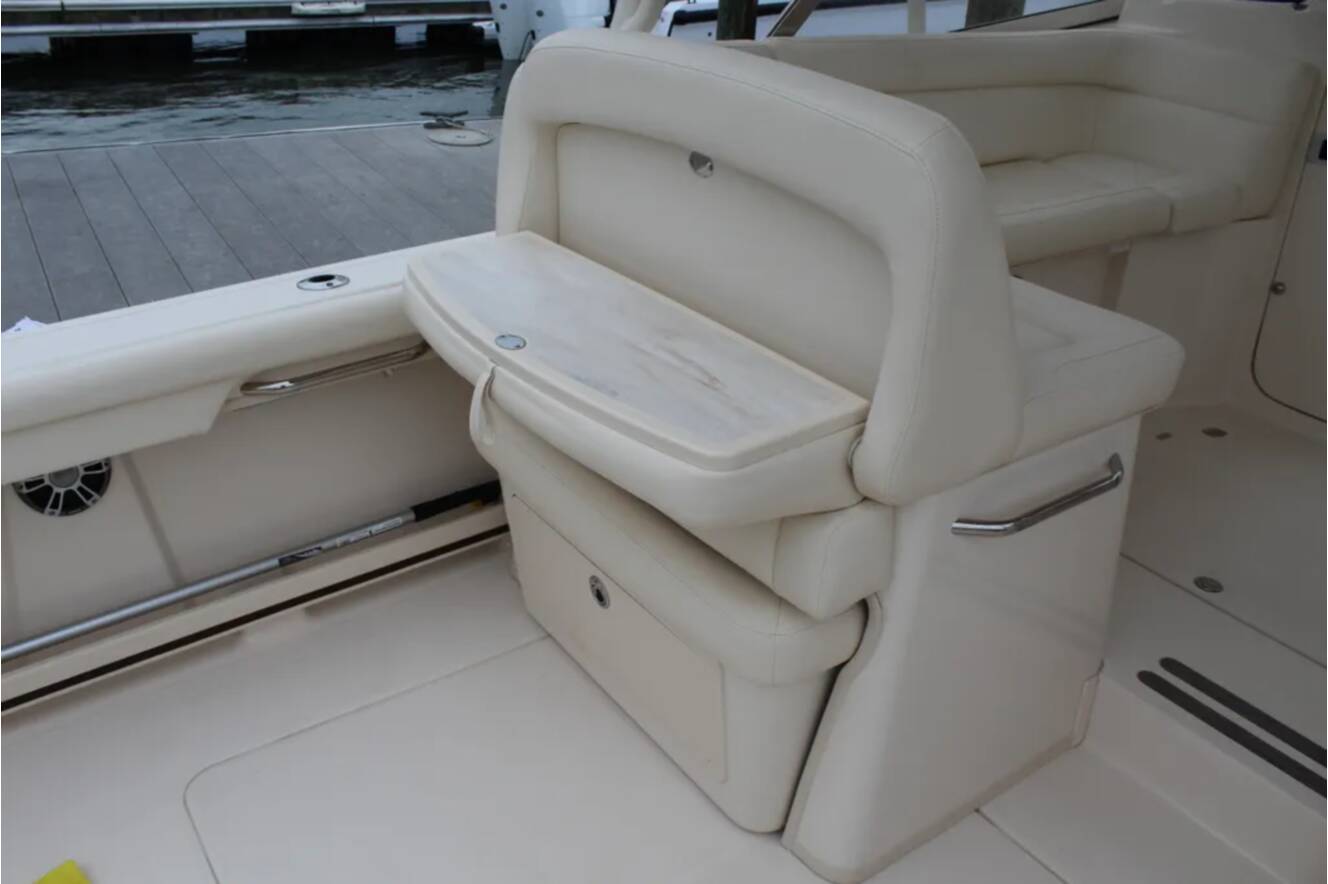 A photo of this 2023 Grady-White Freedom 335