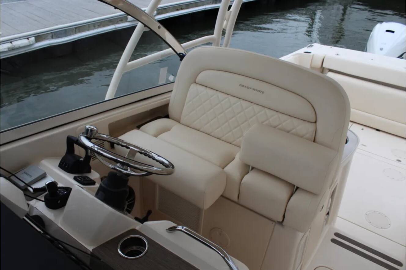 A photo of this 2023 Grady-White Freedom 335
