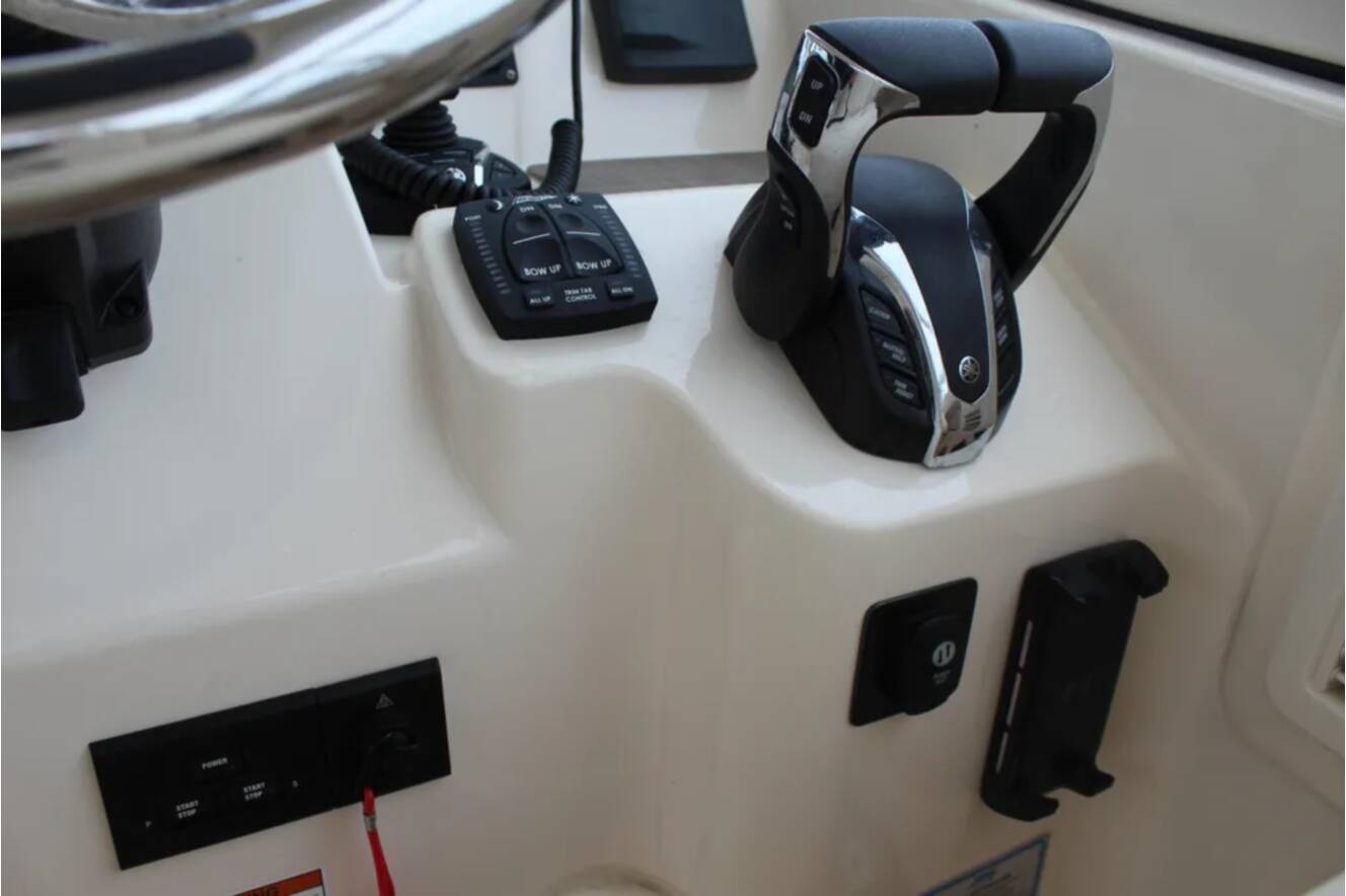A photo of this 2023 Grady-White Freedom 335