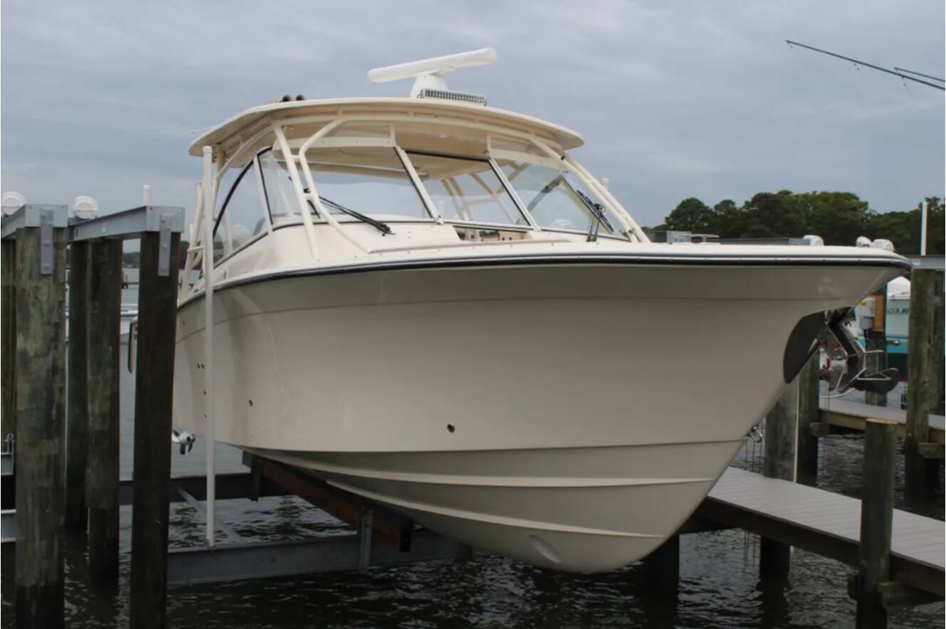 A photo of this 2023 Grady-White Freedom 335