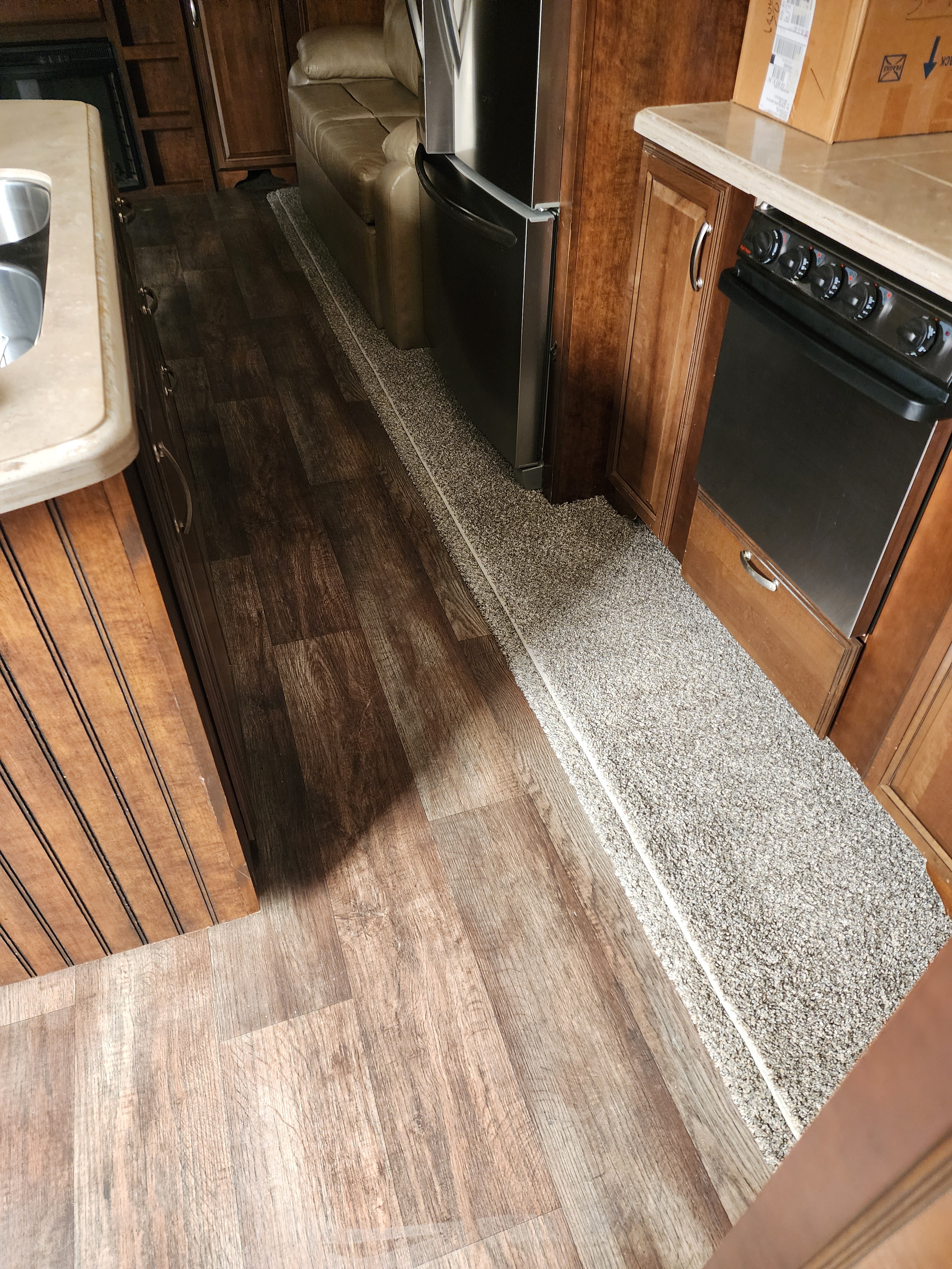 2016 Forest River CARDINAL 3850RLX in cathedral city CA