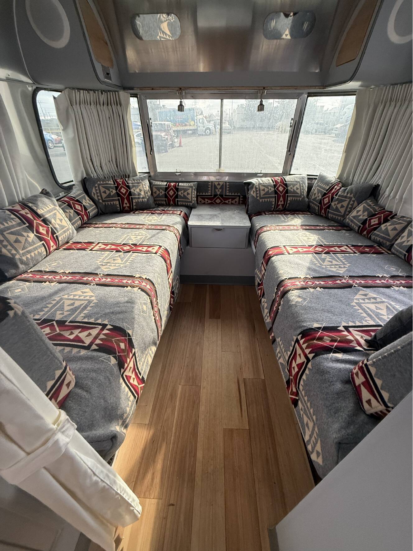 A photo of this 2019 Airstream GLOBETROTTER 25FB