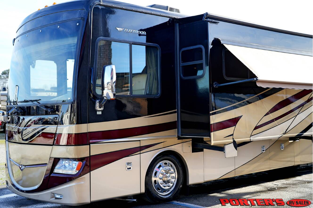 A photo of this 2012 Fleetwood DISCOVERY 40X