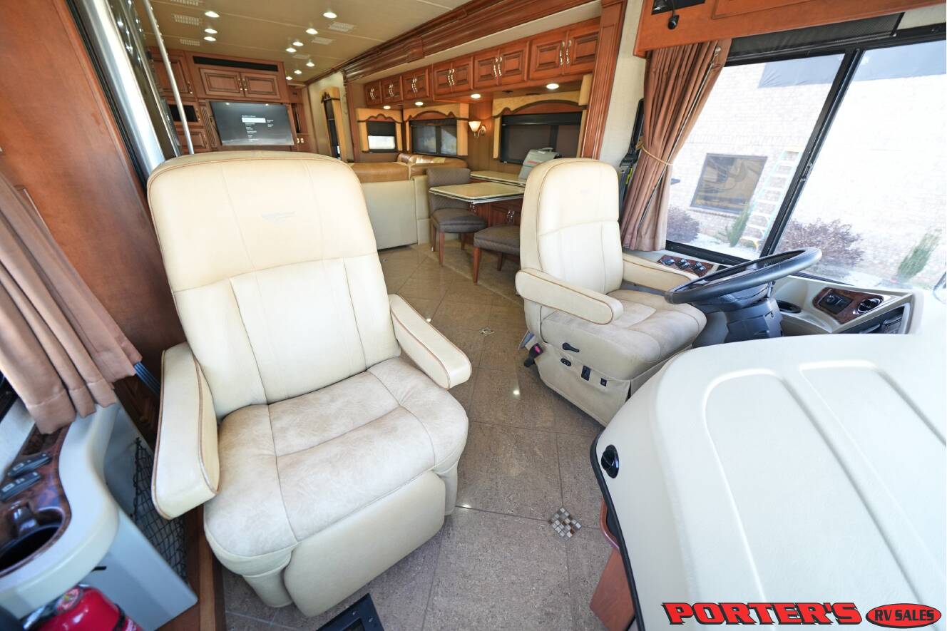 A photo of this 2012 Fleetwood DISCOVERY 40X