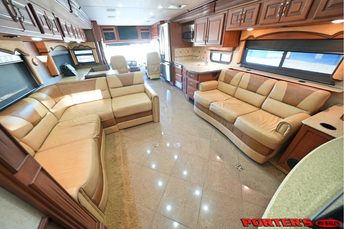 A photo of this 2012 Fleetwood DISCOVERY 40X