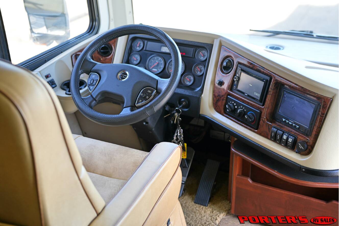 A photo of this 2012 Fleetwood DISCOVERY 40X