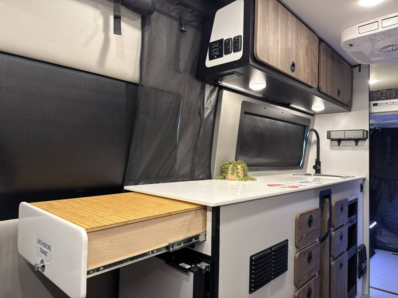 A photo of this 2026 Tiffin Motorhomes GH2
