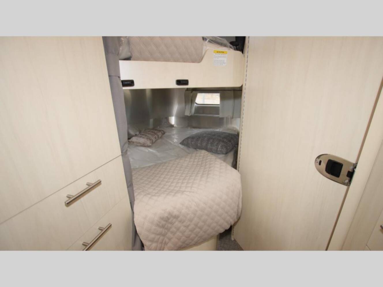 A photo of this 2026 Airstream Flying Cloud 30FB Bunk