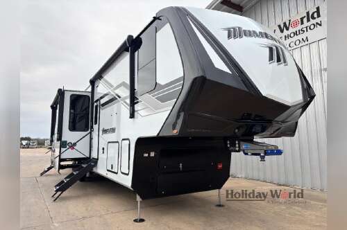 2026 Grand Design Momentum 395MT in katy TX