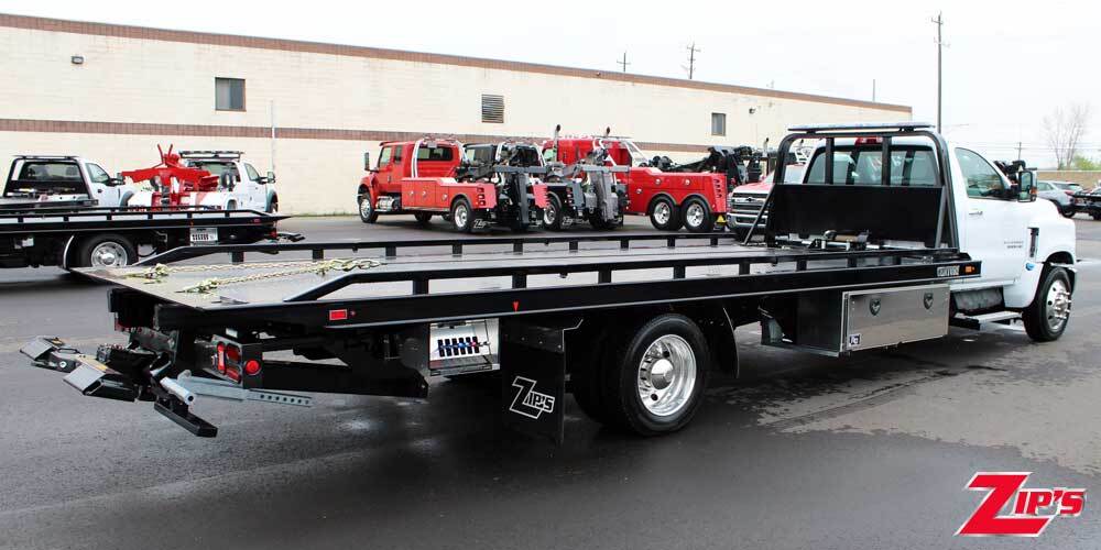 2023 CHEVROLET SILVERADO 6500HD in New Hampton, IA