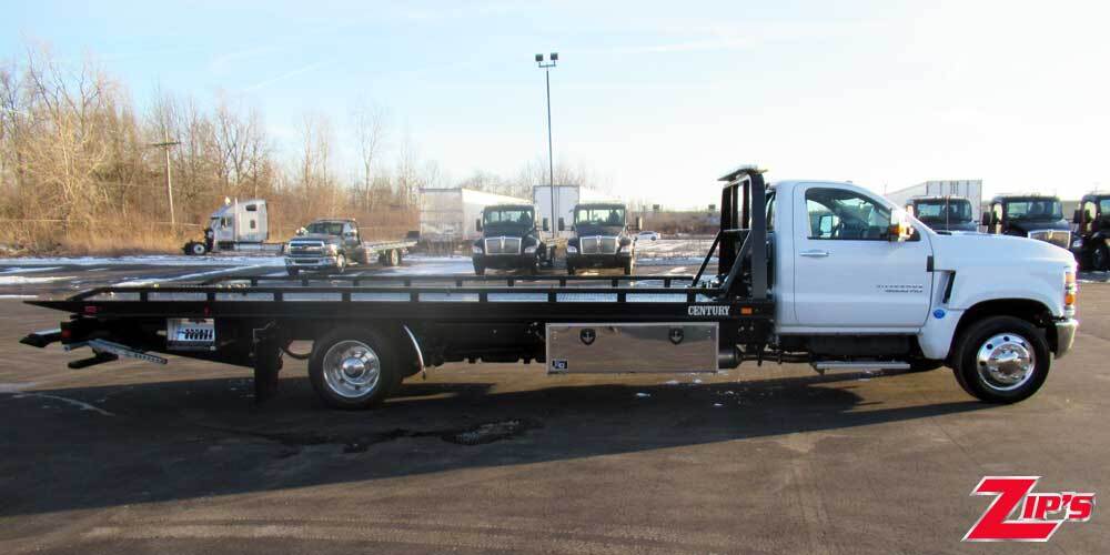 2023 CHEVROLET SILVERADO 6500HD in New Hampton, IA