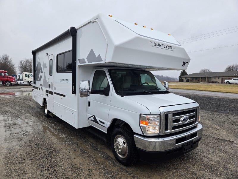 2027 Winnebago SUNFLYER 26FE in delta OH