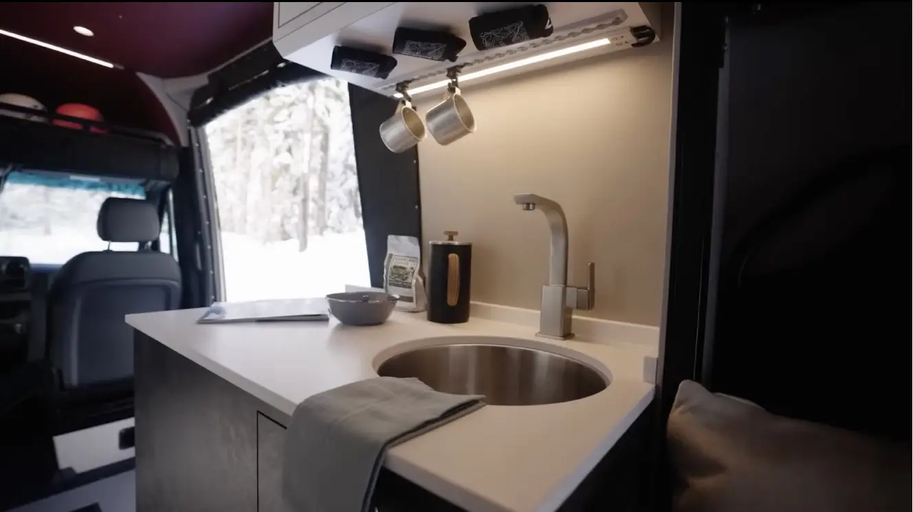 A photo of this 2023 Outside Van APPROACH PARKS RANGER