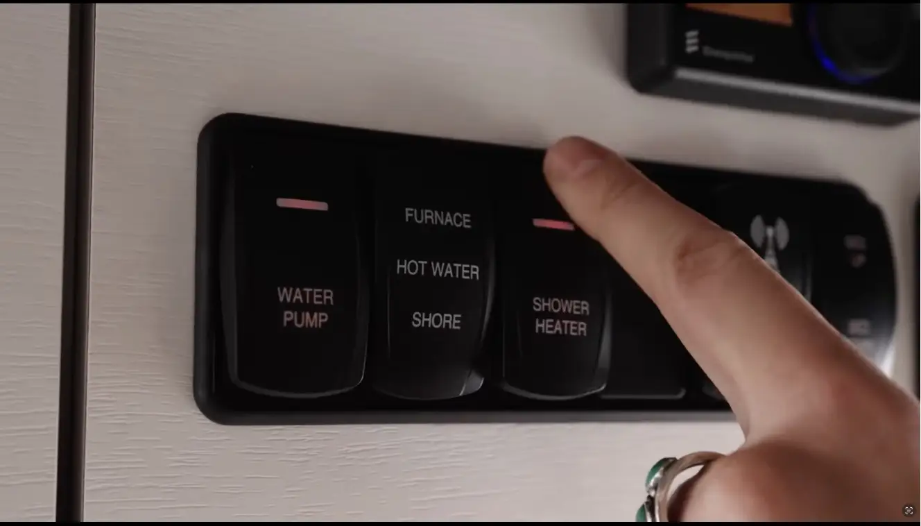 A photo of this 2023 Outside Van APPROACH PARKS RANGER