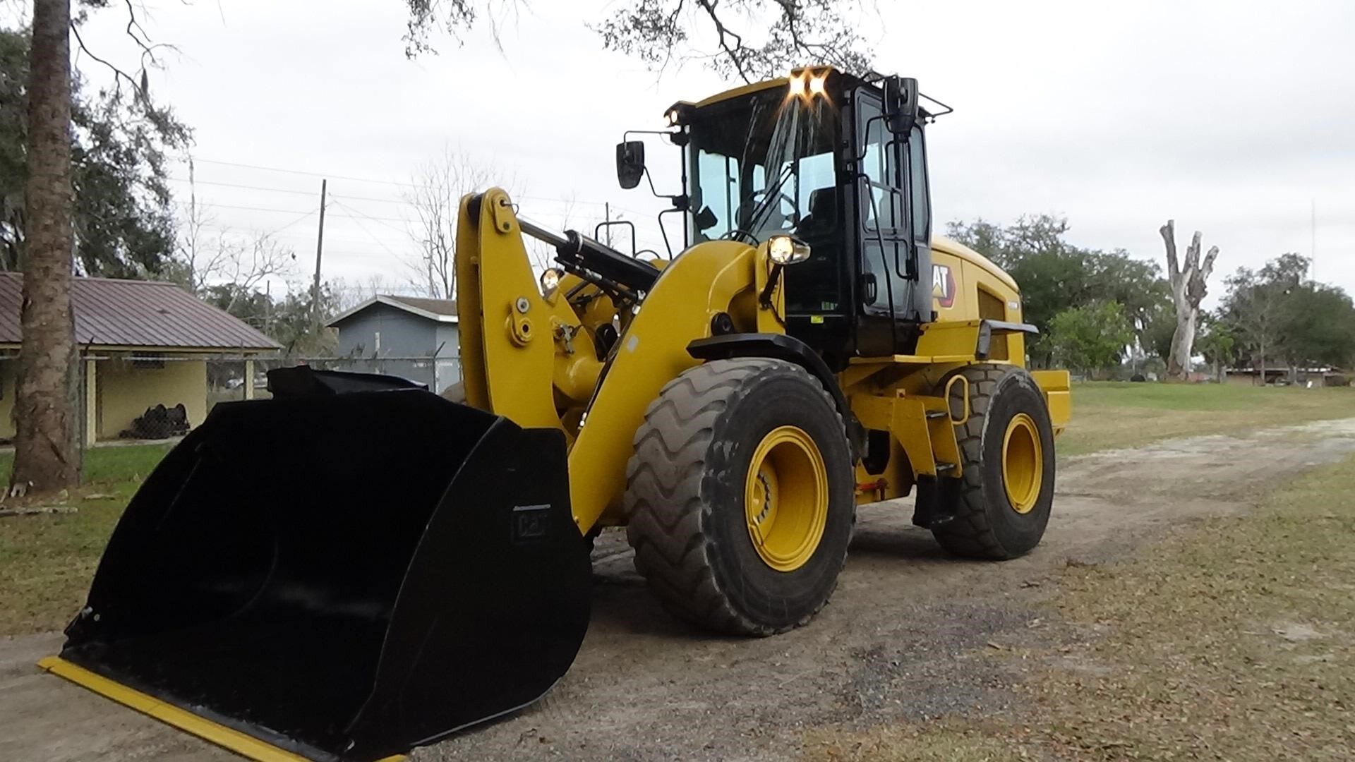 2022 CATERPILLAR 930M in Ocala, FL