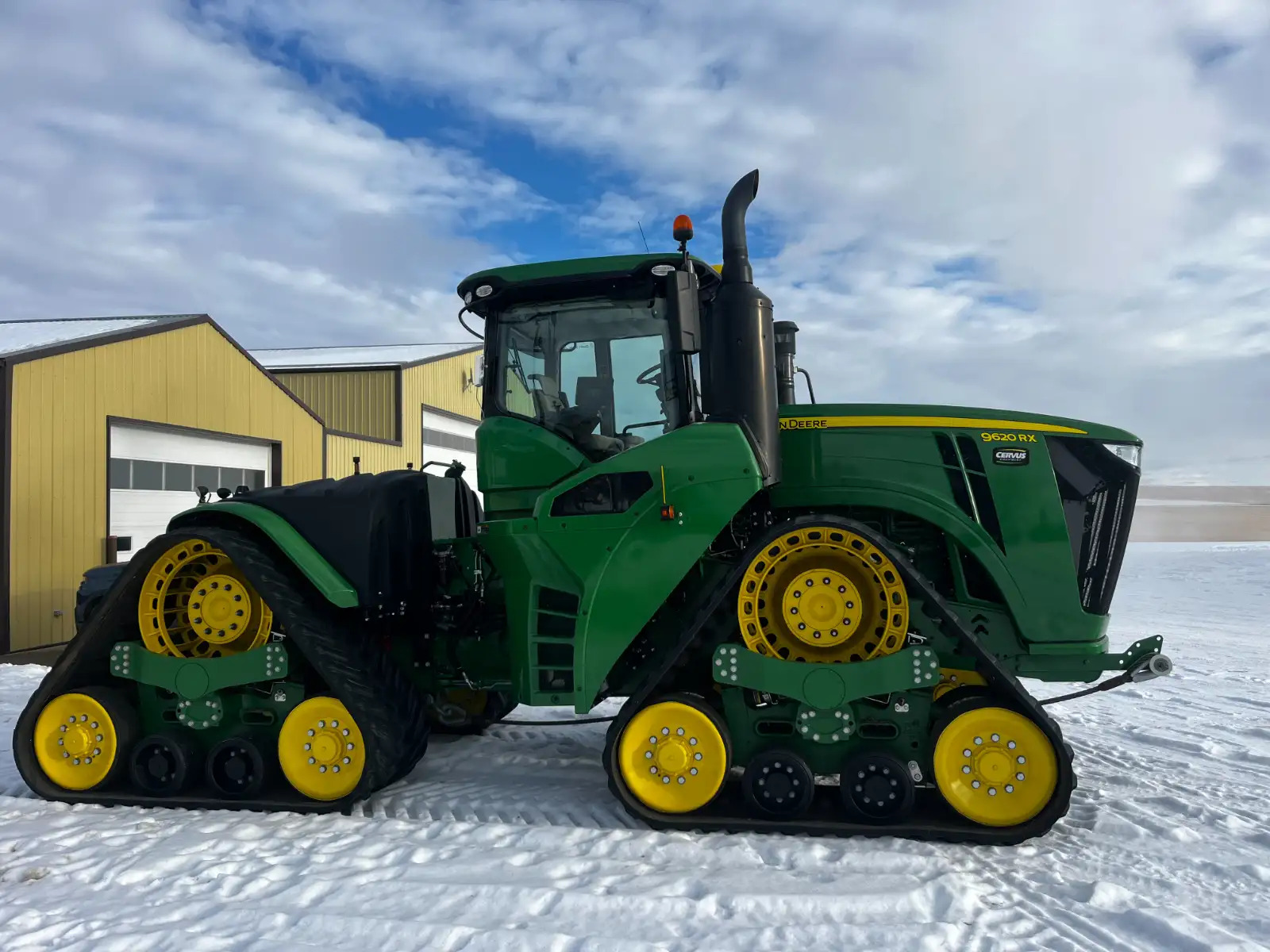 2017 JOHN DEERE 9620RX in Trochu Ab Canada, CA