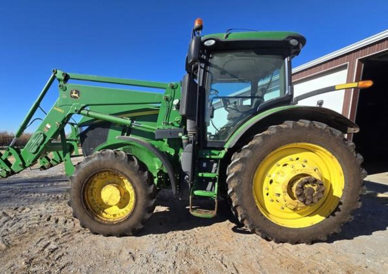 2016 JOHN DEERE 7230R in Amorita, OK