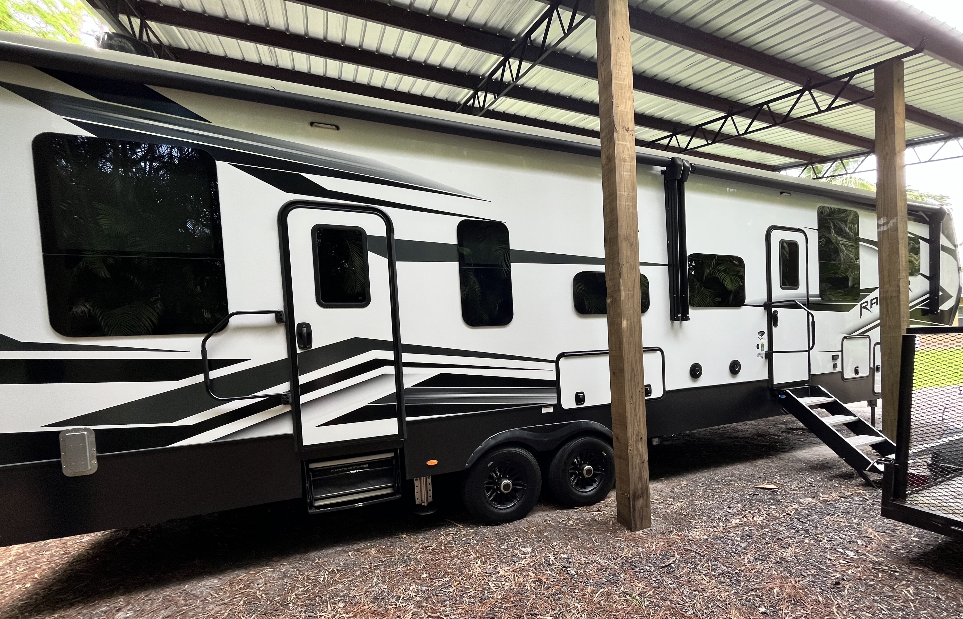 2022 Keystone RAPTOR 362 in jupiter FL