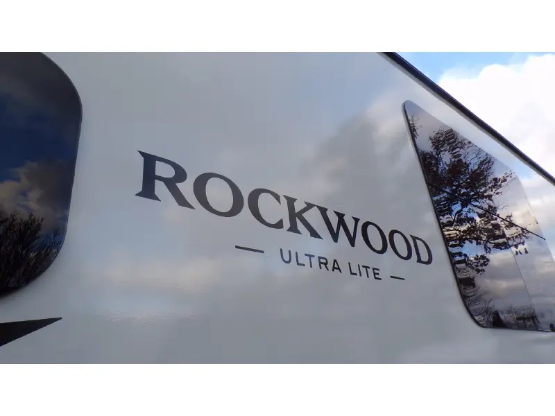 2026 FOREST RIVER ROCKWOOD ULTRA LITE 301FKT