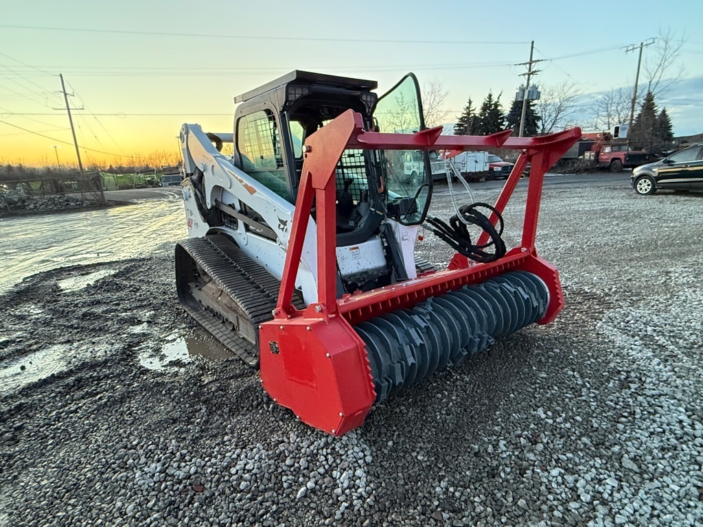 2020 BOBCAT T770 in Northville, MI