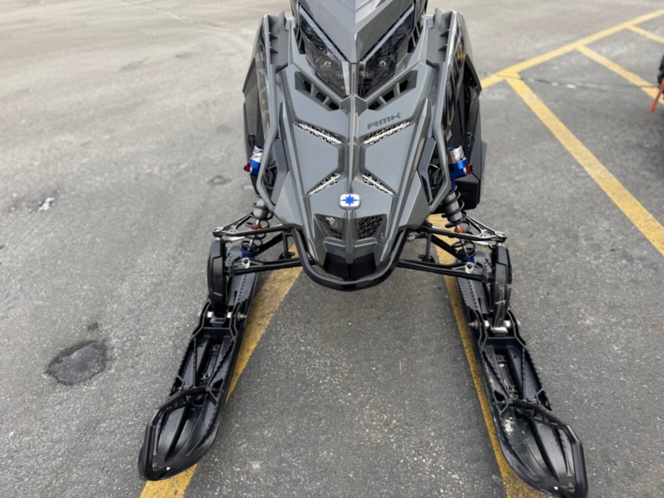 A photo of this 2024 Polaris 850 RMK KHAOS SLASH 165