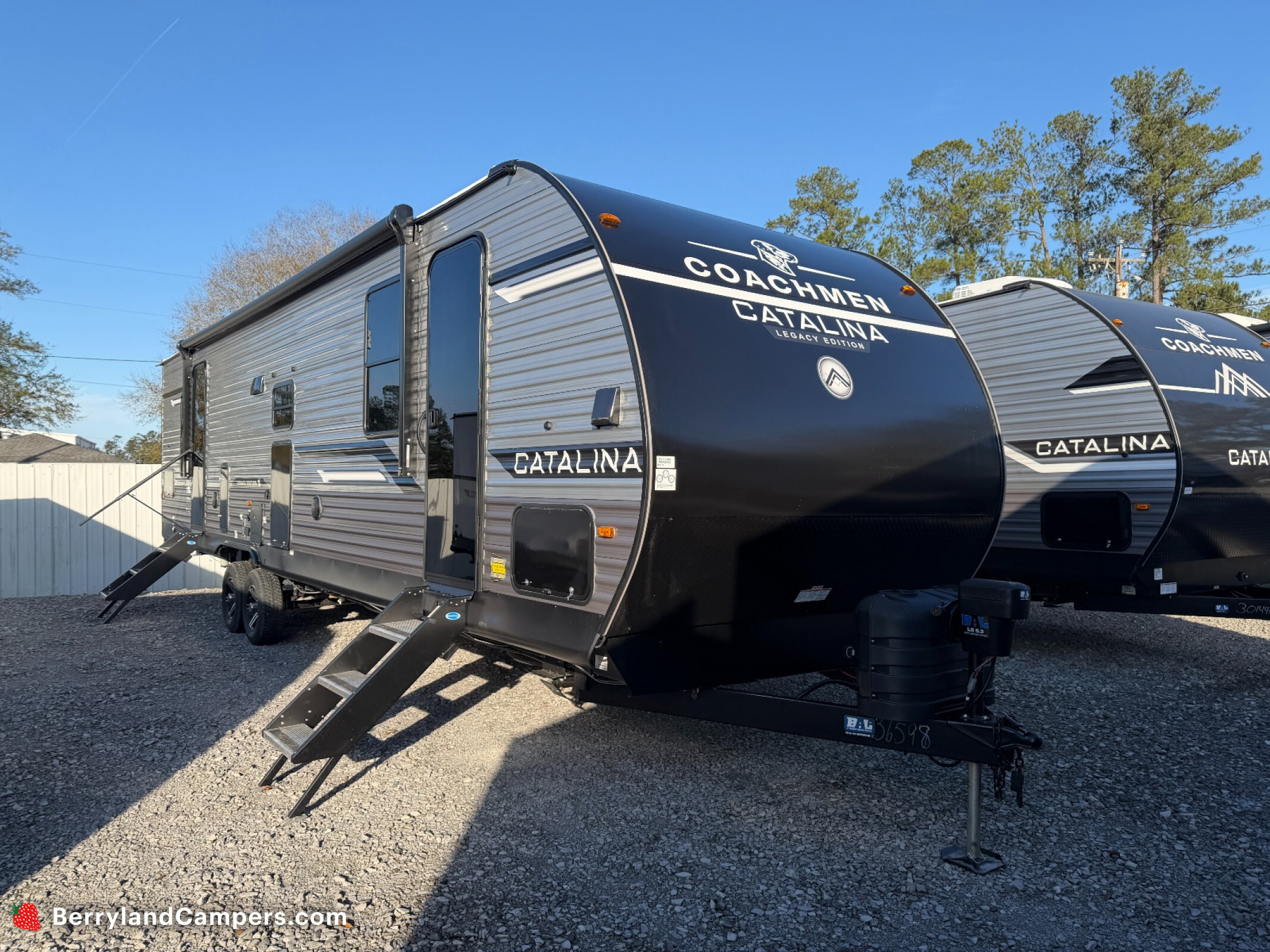2026 Coachmen CATALINA LEGACY EDITION 333DORM in holden LA