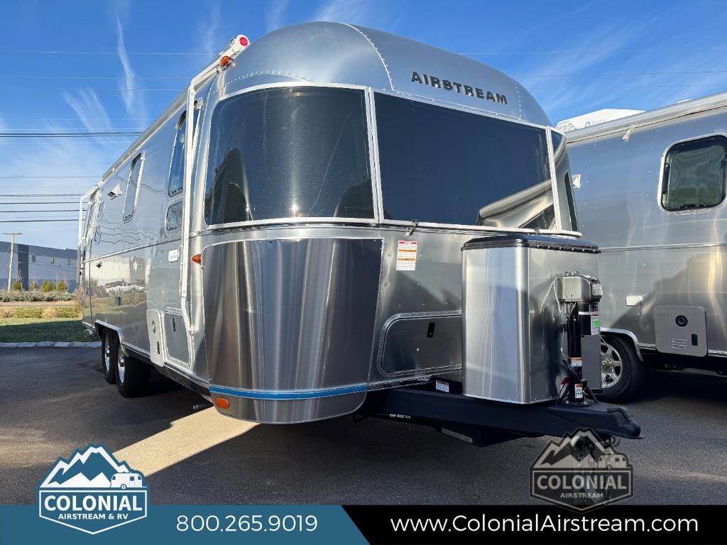 2026 Airstream Flying Cloud 25FBT Twin RV