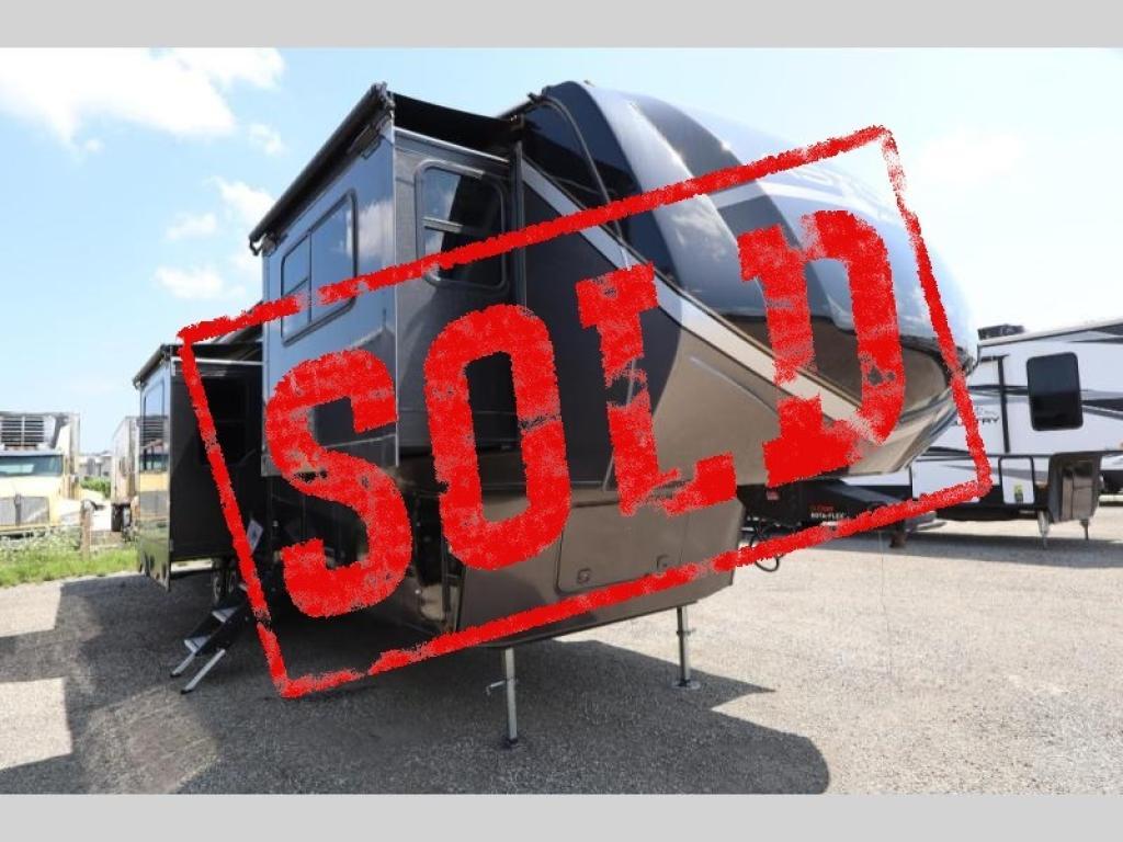 2025 Dutchmen Rv Astoria Platinum 3803FLP in cedar rapids IA