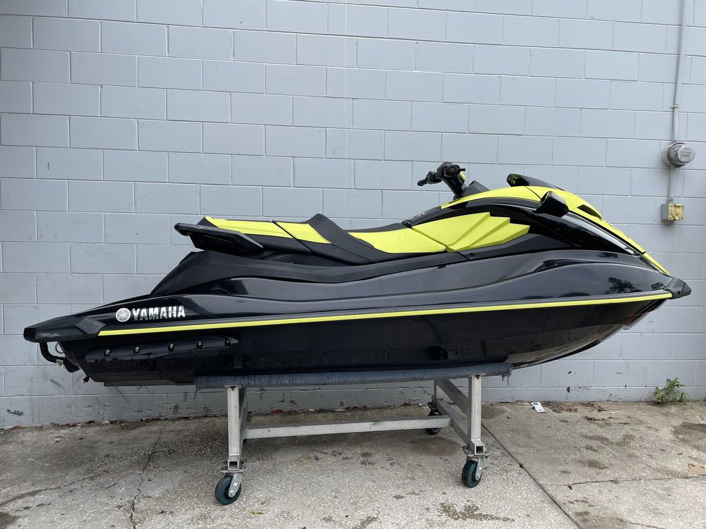 1800R Ho Waverunner Gp For Sale in Florida - Yamaha Personal