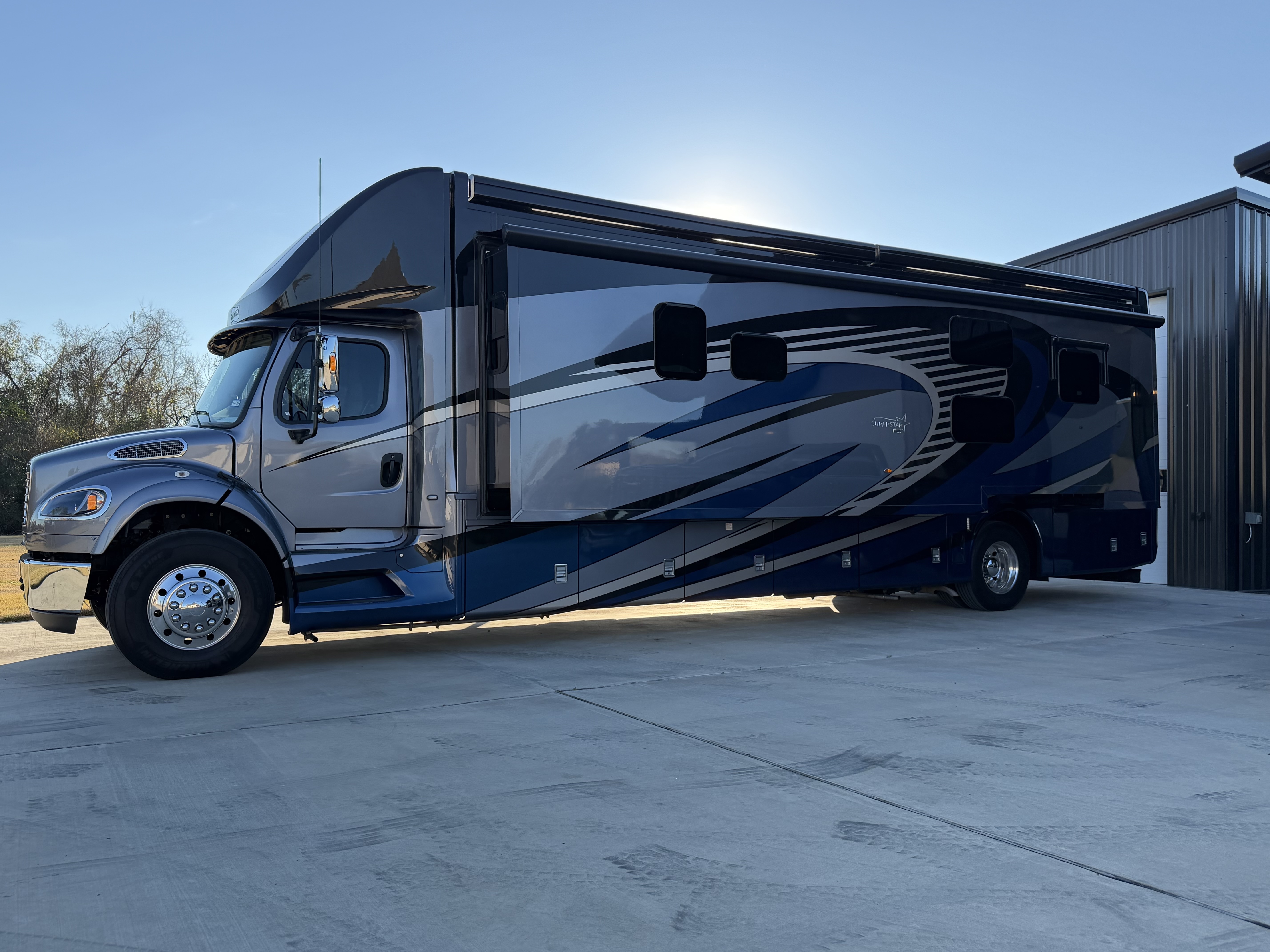 2020 Newmar SUPER STAR 4058 RV