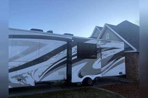 2021 Redwood CROSSROADS 4001LK in trenton MO