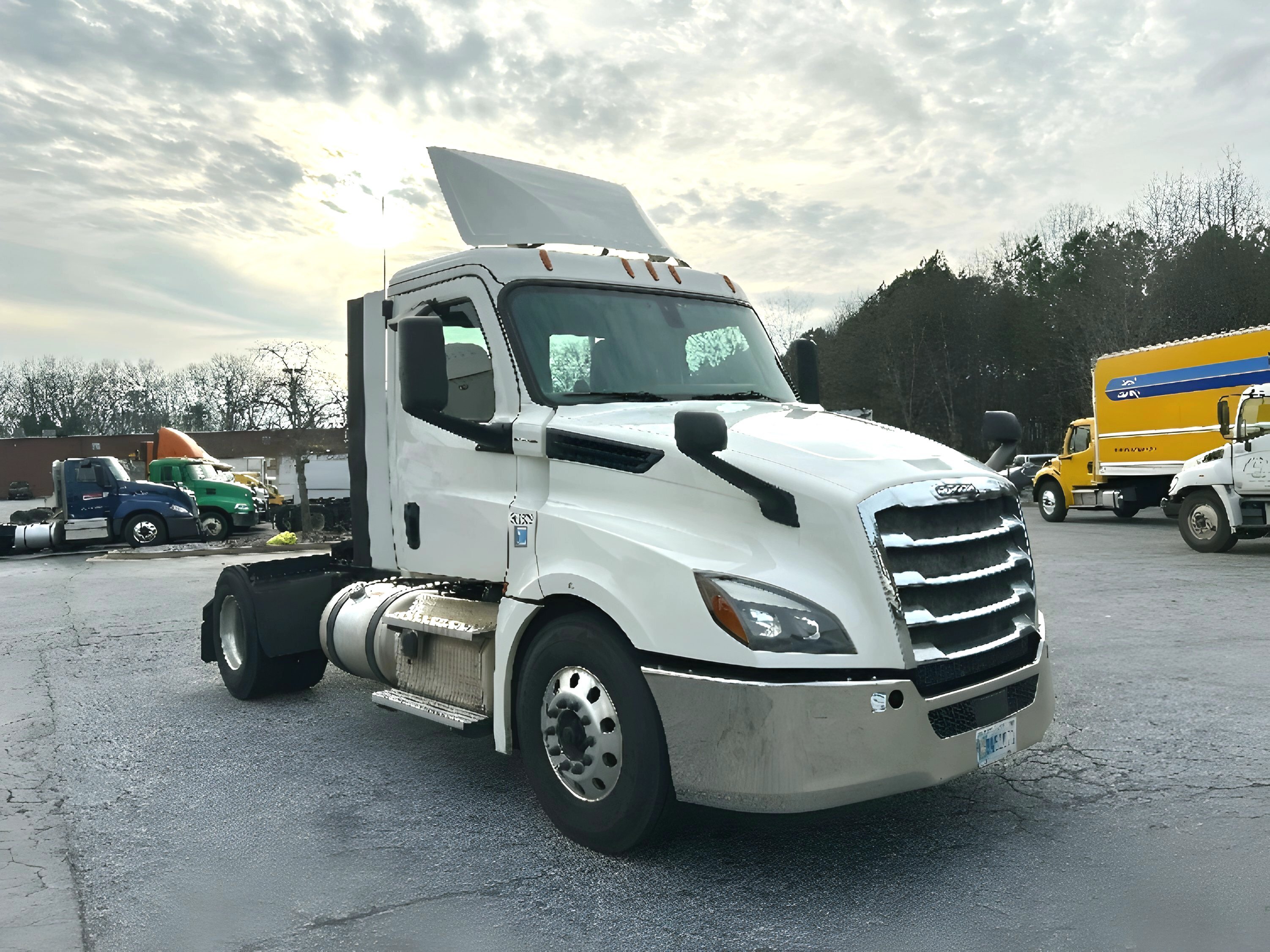 2019 FREIGHTLINER CASCADIA 126 in Conyers, GA