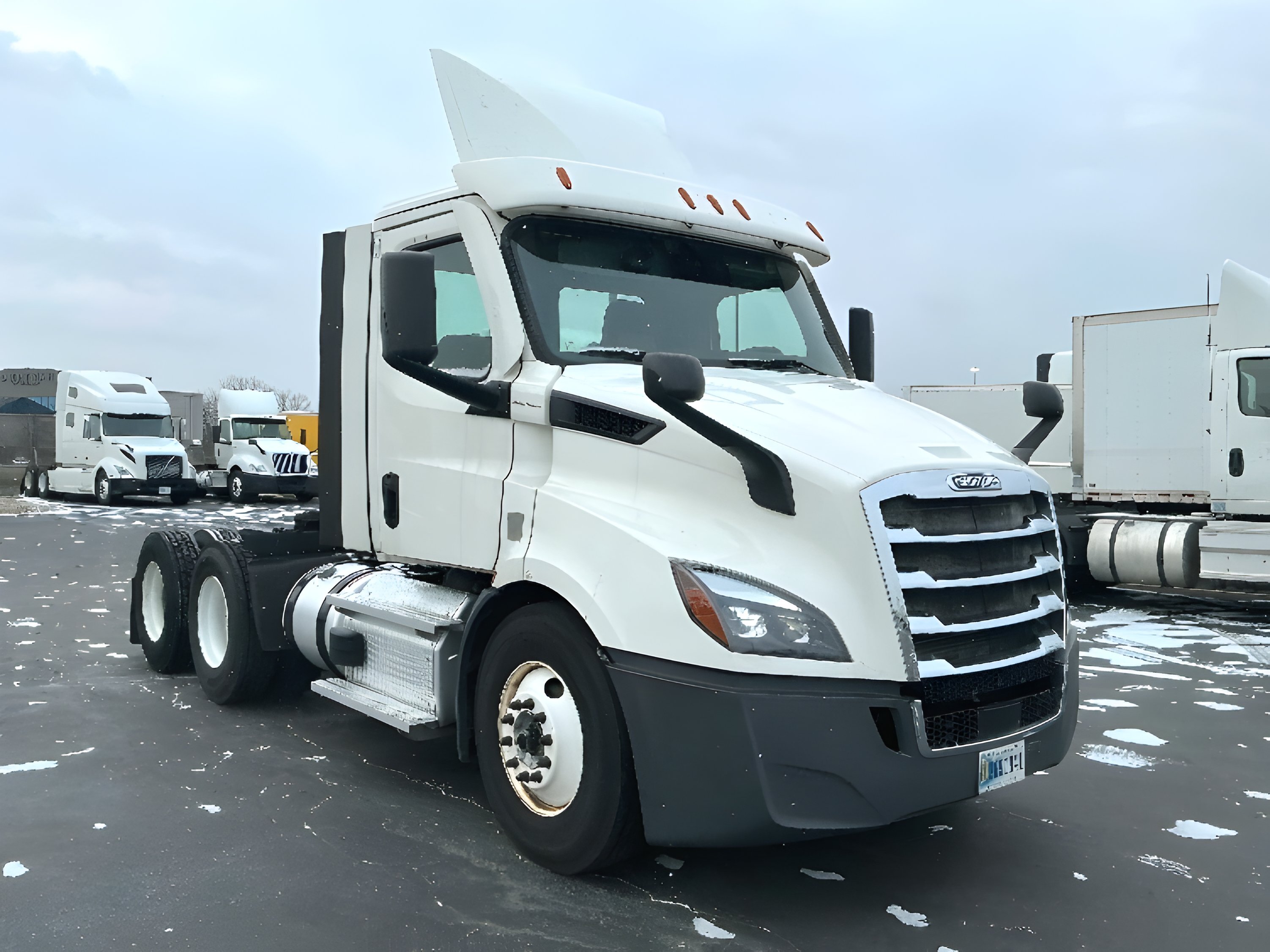 2020 FREIGHTLINER CASCADIA 116 in Columbus, OH