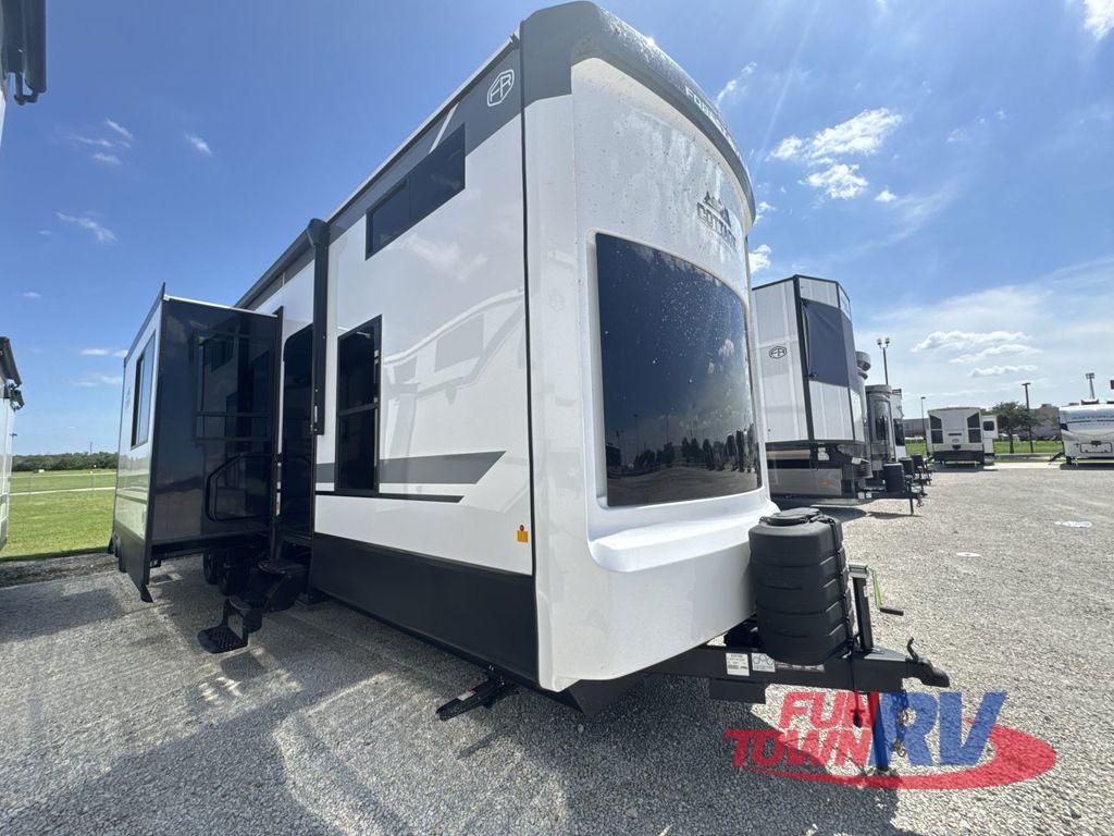 2026 Forest River Rv Cedar Creek Cottage 40CBK in denton TX