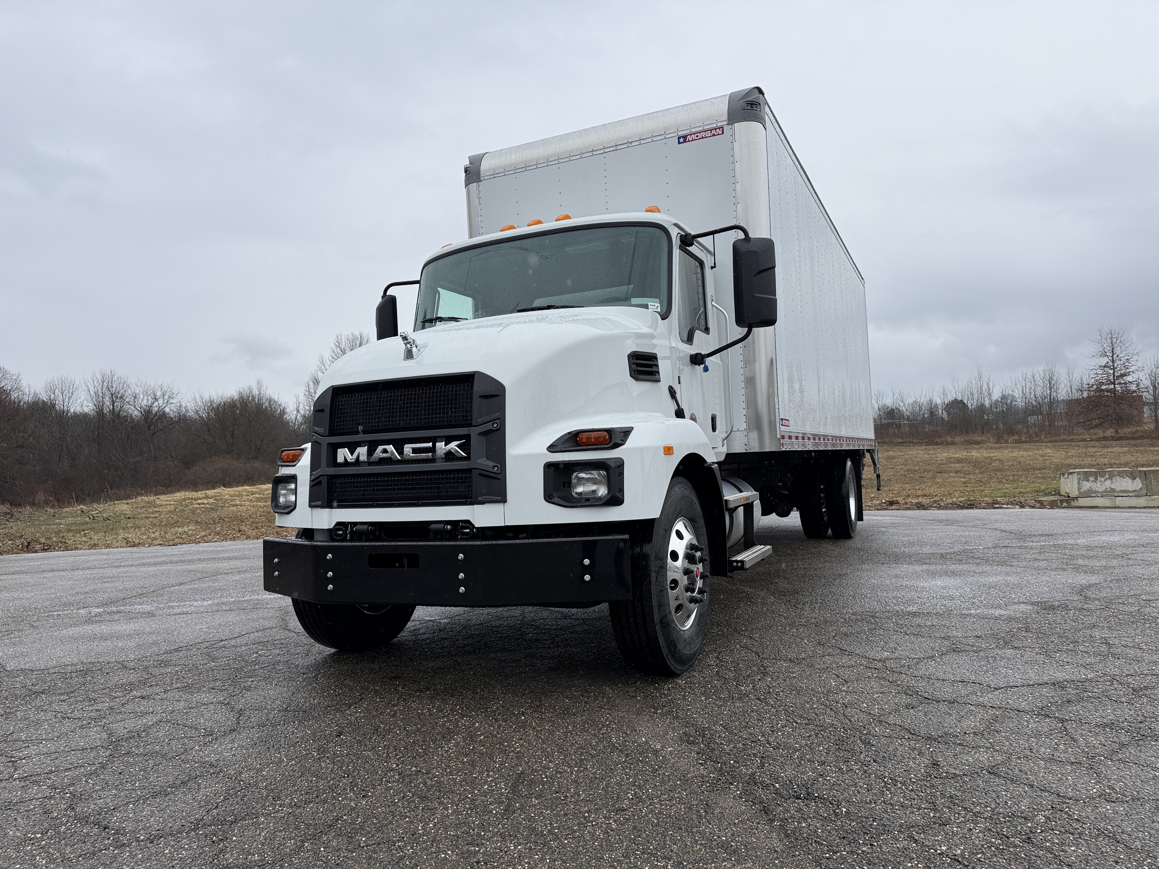 2026 MACK MD6 in Youngstown, OH