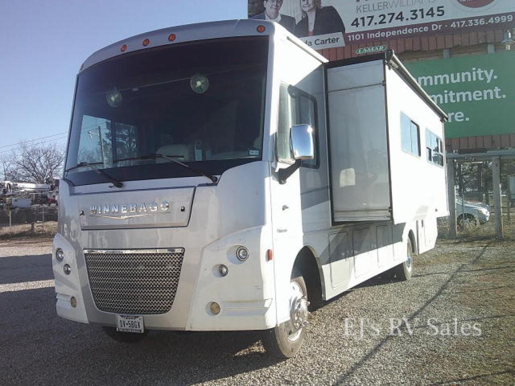 2019 Winnebago Adventurer 35F RV