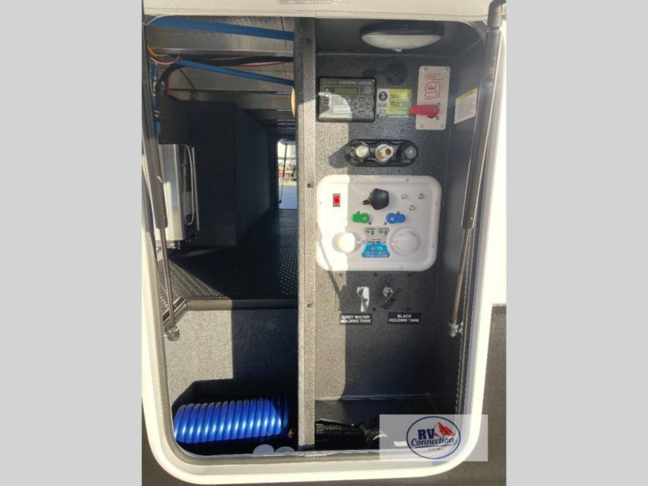 A photo of this 2026 Jayco Seismic 395