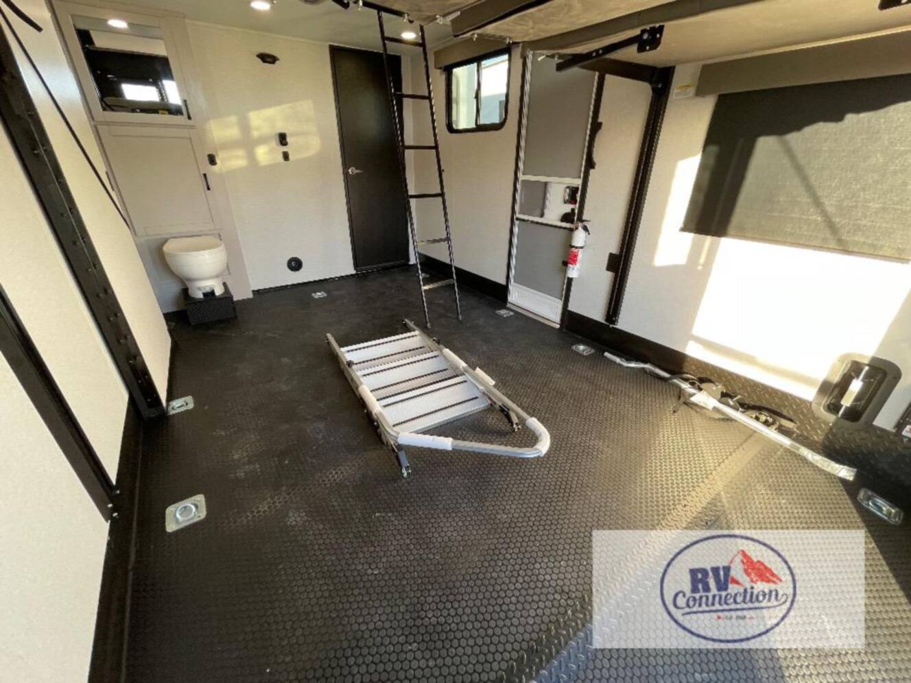 A photo of this 2026 Jayco Seismic 395