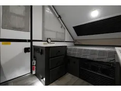 2026 FOREST RIVER ROCKWOOD HARD SIDE A122S