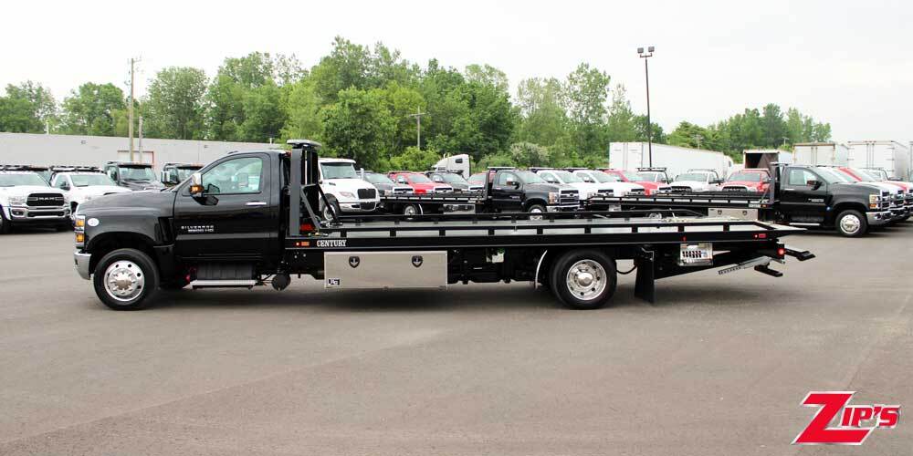 2023 CHEVROLET SILVERADO 6500HD in New Hampton, IA