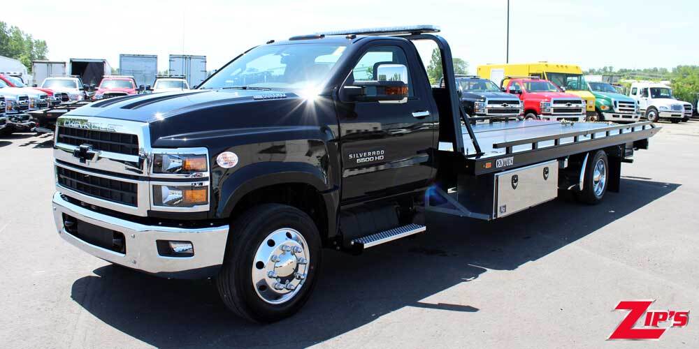 2023 CHEVROLET SILVERADO 6500HD in New Hampton, IA