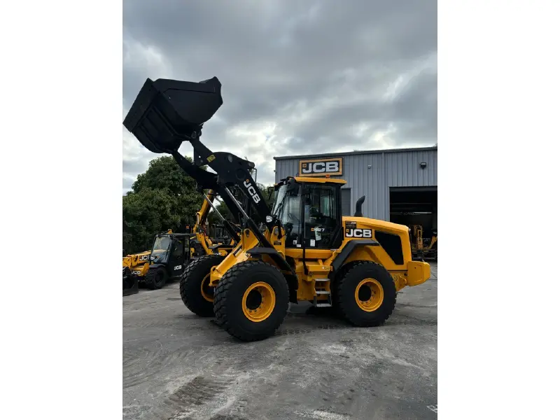 2026 JCB 427 Wheel Loader